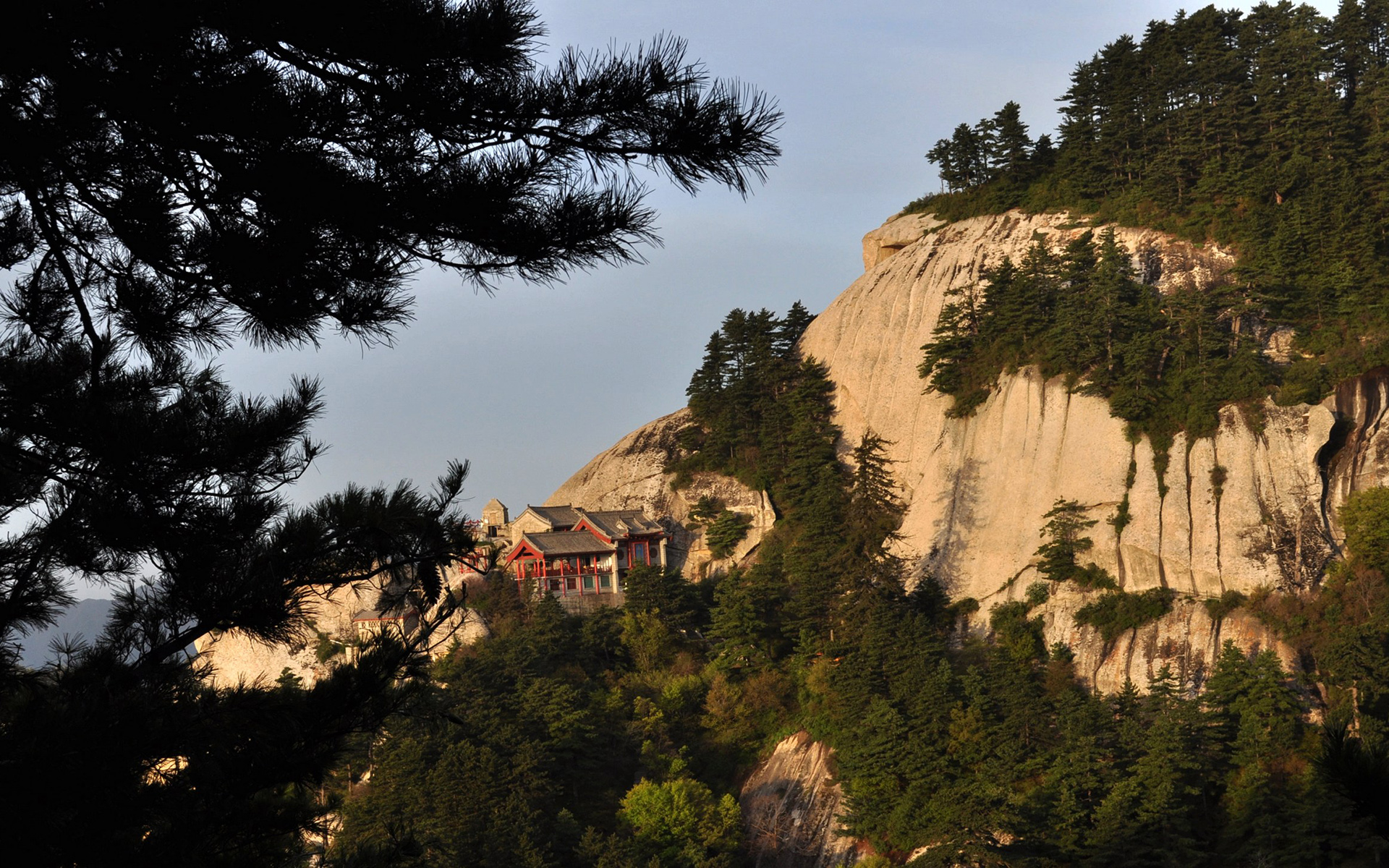 Huashan travel photo 3