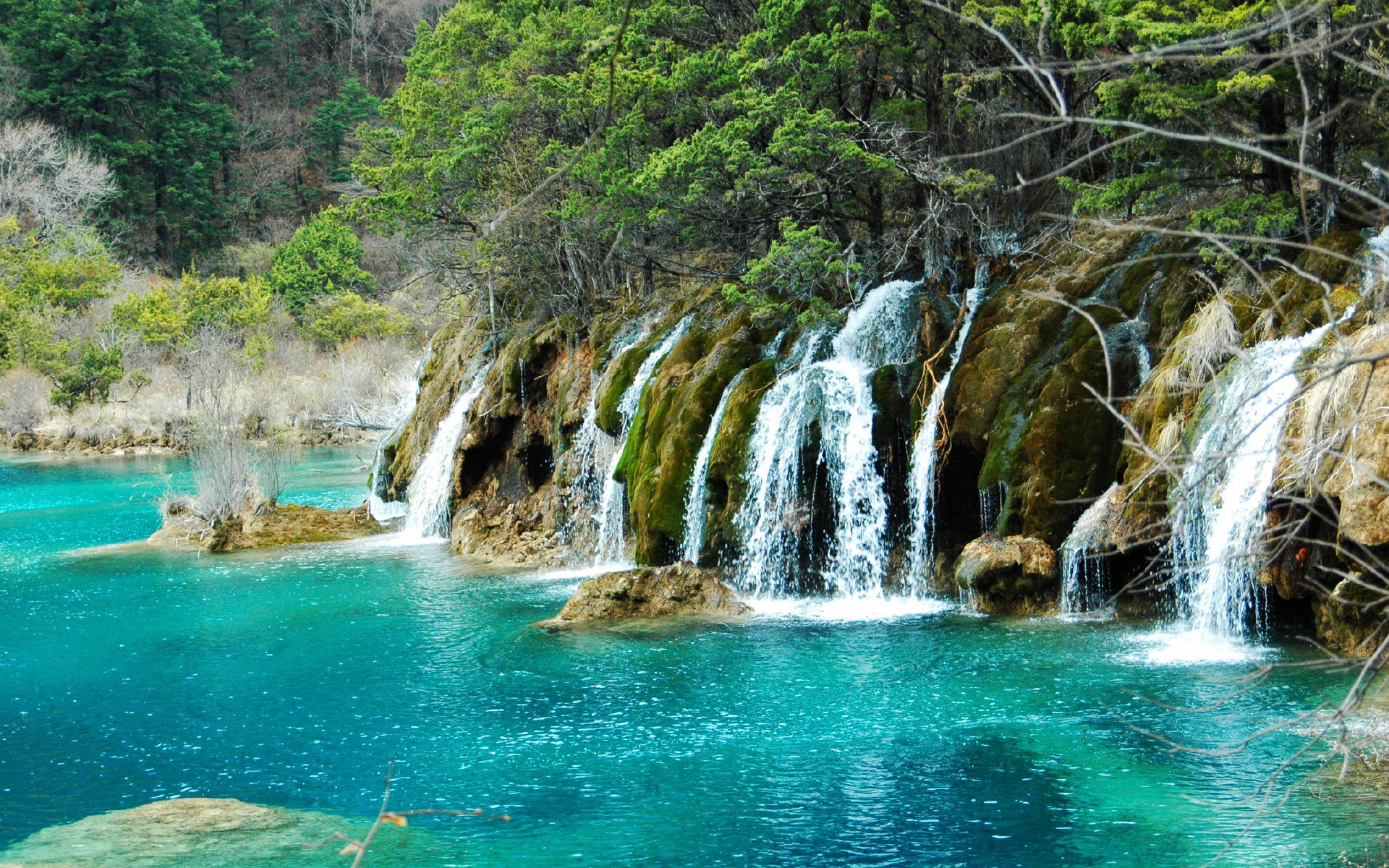Jiuzhaigou travel photo 5