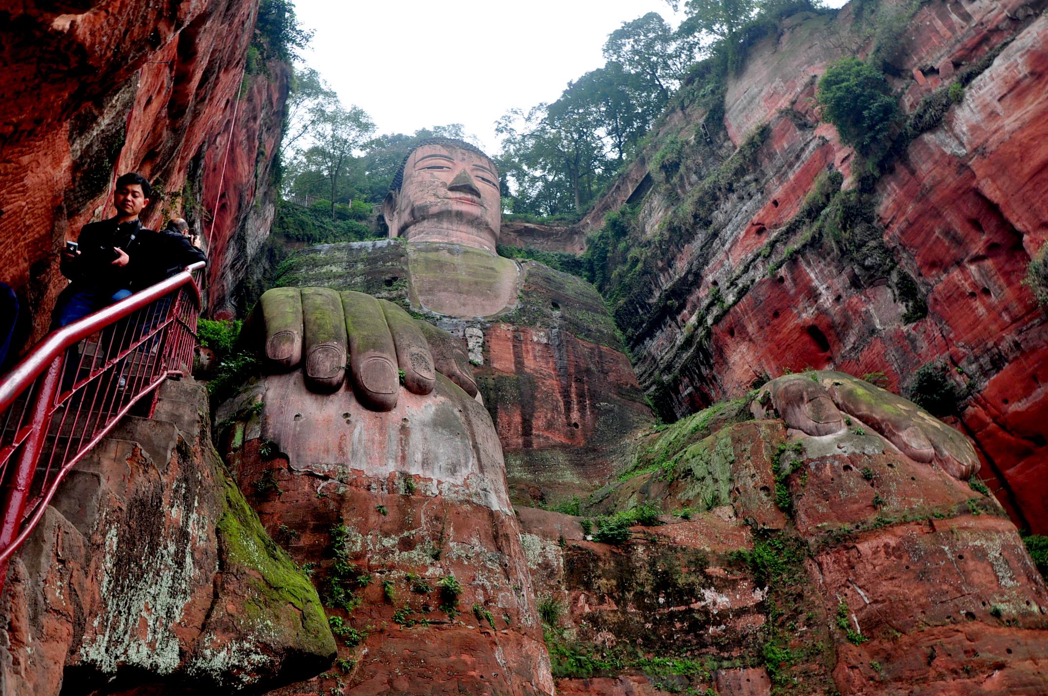 Leshan travel photo 3